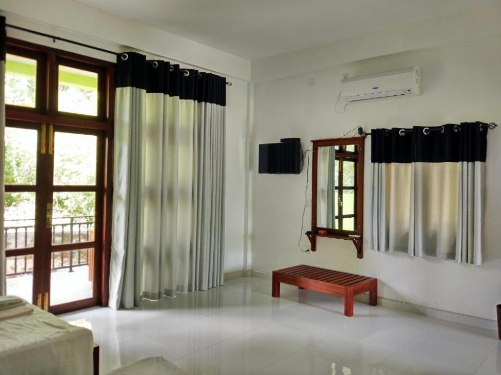 Wildescape Polonnaruwa Villa Exterior photo
